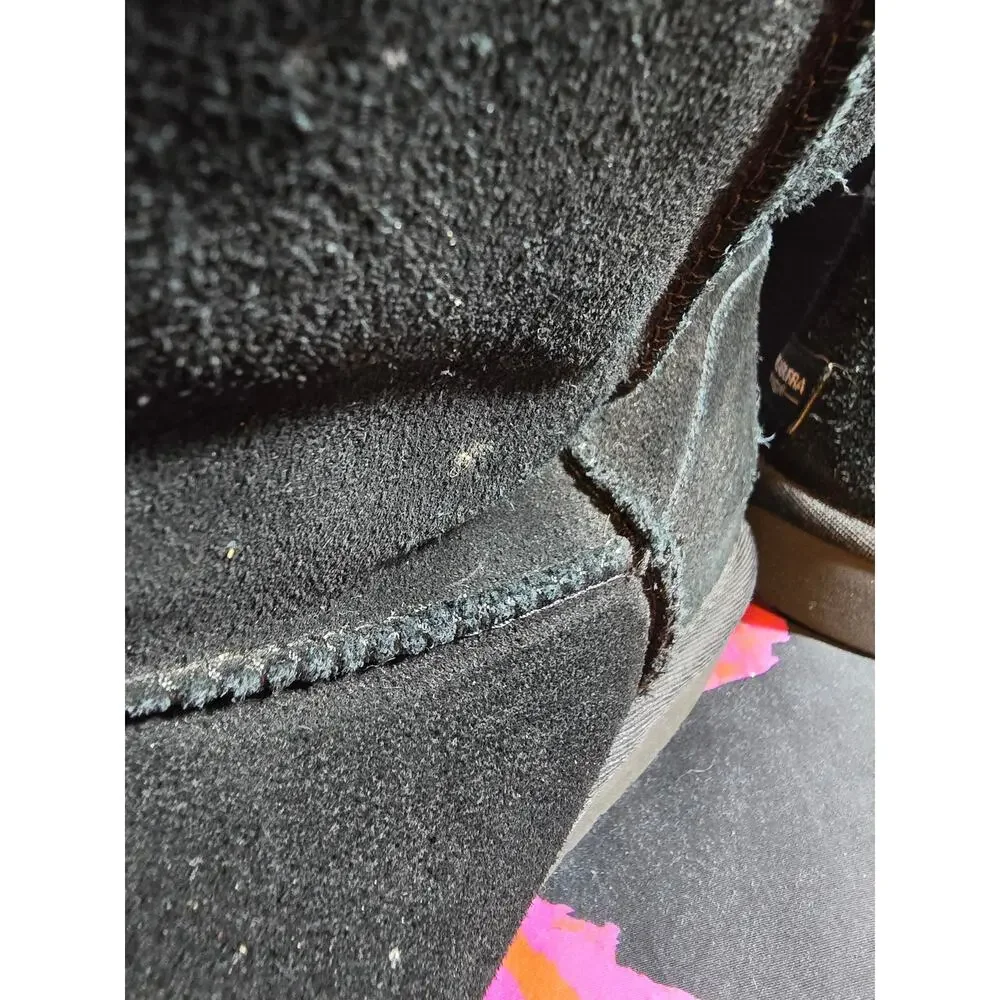 Koolaburra by UGG Victoria Short black suede lined boots with bows size 9‎